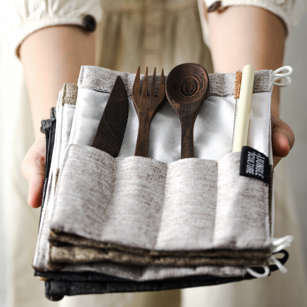 Set Posate in Legno Scuro da Viaggio (Sacchetto Marrone)