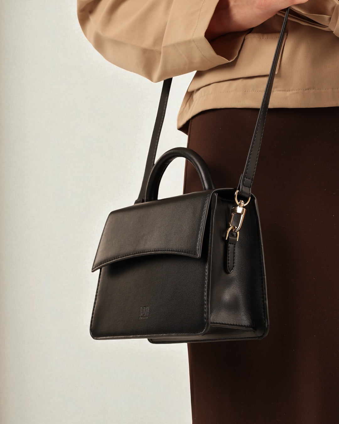 Kivik Structured Crossbody Bag